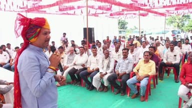 घट्टिया: विधायक सतीश मालवीय ने चिड़ी रावदिया में एसआईआर को लेकर बैठक की