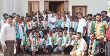 देसाईगंज वडसा: देसाईगंज वडसा येथील भाजपा सह इतर पक्षातील शेकडो कार्यकर्त्यांचा काँग्रेस पक्षात प्रवेश