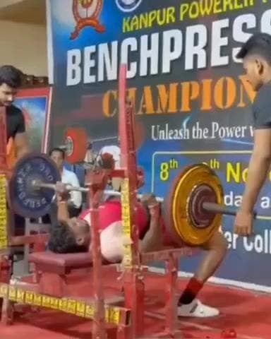 बिल्हौर: बिल्हौर के हिमांशु कटियार बने स्ट्रांग मैन, कानपुर मंडल पावरलिफ्टिंग चैंपियनशिप में द फोर्स टीम का प्रदर्शन