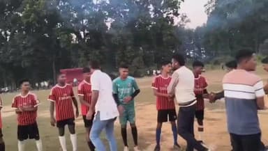 ଗୋବିନ୍ଦପୁର: ବାଉଁଶଲଗା ଖେଳ ପଡିଆ ଠାରେ ଚାଲିଥିବା ଫୁଟବଲ୍ ଟୁର୍ଣ୍ଣାମେଣ୍ଟ ଉଦଯାପିତ