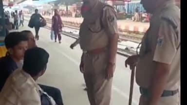 रुद्रपुर: देवरिया रेलवे स्टेशन पर आरपीएफ ने चलाया विशेष अभियान, छह पर की कार्रवाई