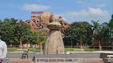 મહેમદાવાદ: શ્રીસિદ્ધિવિનાયક દેવસ્થાનમા બિરાજમાન ગજાનંદ મહારાજની સાયનકાલે 51દિપની મહાદીપ આરતીનો ભક્તોએ દર્શનનો લાભ લઇ ધન્યતા અનુભવી