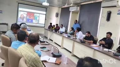 ખેરગામ: જિલ્લા કલેકટરેEnumeration Form (EF) ના વિતરણ અને કલેક્શન ની કામગીરી બાબતે બેઠક યોજી