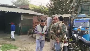 मोहनिया: मुख्य सड़क पर पटना मोड़ के समीप स्पेयर पार्ट्स की दुकान का ताला तोड़कर चोरी, डायल 112 पुलिस की गश्त पर उठ रहे सवाल