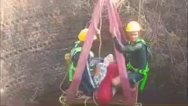 छिंदवाड़ा नगर: न्यू बजरंग नगर: 23 घंटे के रेस्क्यू के बाद कुएं से निकाला गया बच्चे का शव
