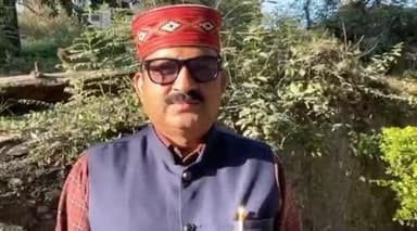 नमहोल: भाजपा जिलाध्यक्ष कृष्ण लाल चंदेल ने कहा कि कांग्रेस पार्टी आज राष्ट्रीय स्वयंसेवक संघ जैसे संगठनों का सहारा ले रही है