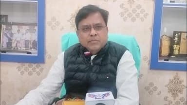 दतिया नगर: जिला अस्पताल में स्वच्छता को लेकर सिविल सर्जन के.सी.राठौर ने दी जानकारी, एजेंसी पर होगा जुर्माना