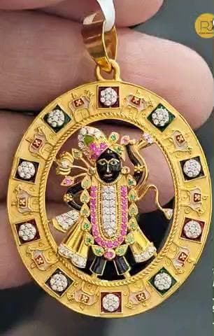 कोई भाई ने बैंक से गोल्ड लोन लिया है और अब बैंक आप का सोना बेच रही है और आप छुङा नही सकतै तो संपर्क करे आज ही 8104928716