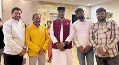 सीहोर: मंत्री विश्वास सारंग पहुंचे पचामा गांव, शादी समारोह में हुए शामिल, कार्यकर्ताओं ने किया स्वागत व चर्चा