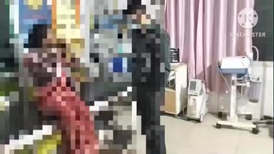 साहिबगंज: जिरवाबाड़ी थाना क्षेत्र में महिला से छेड़खानी के प्रयास के बाद मारपीट, महिला अस्पताल में भर्ती