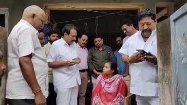 గత ప్రభుత్వంలో పెన్షన్ లు పెంచింది లేదు: చొప్పెళ్లలో ఎమ్మెల్యే బండారు