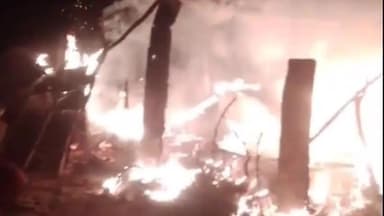 श्रीडूंगरगढ़: धोलिया की रोही स्थित किसान की ढाणी में लगी आग, दो झोंपड़े जलकर हुए राख, ग्रामीणों ने मुआवजे की मांग की