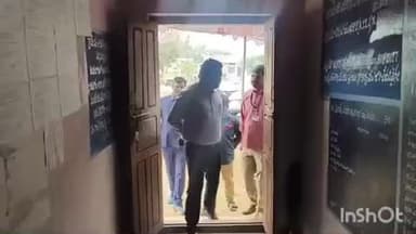 నాగర్ కర్నూల్: పెద్ద ముద్దునూరు క్లస్టర్లో నామినేషన్ల ప్రక్రియను పరిశీలించిన నాగర్ కర్నూల్ కలెక్టర్ భదావత్ సంతోష్