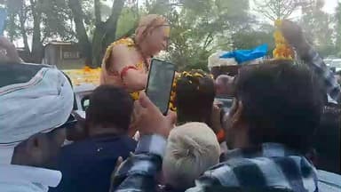 पूजनीय गुरुदेव जी महाराज जी का गोटेगांव के पास गुरु भक्तों के द्वारा स्वागत वंदन अभिनंदन एवं पूजन कर आशीर्वाद प्राप्त