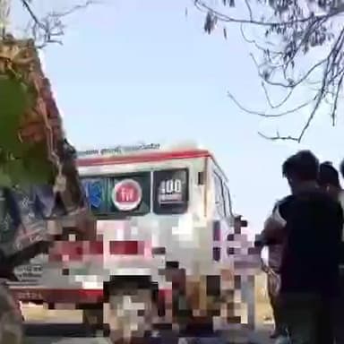 बाह: बटेश्वर रेलवे क्रोसिंग के पास ट्रैक्टर से भिड़ंत में बाइक सवार की हुई मौत