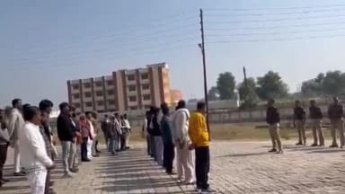 मिश्रिख: नैमिषारण्य पुलिस ने थाने में लगे हिस्ट्री सीटर अपराधियों को अपराध ना करने की दिलाई शपथ