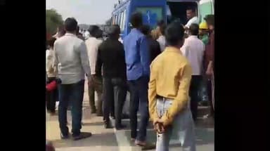 झांसी: अदानी पेट्रोल पंप के सामने मामा की अंतिम क्रिया में जा रहे मां-बेटे की बाइक को कार ने मारी टक्कर, बेटे की हुई मौत