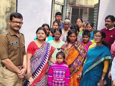 মেমারি ১: মেমারিতে সরকারি হোম পরিদর্শনে জেলাশাসক