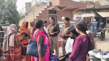 मुहम्मदाबाद गोहना: मोहम्दाबाद इलाके में मिशन शक्ति के तहत पुलिस कर्मियों ने लोगों को किया जागरूक, कई जगहों पर चलाया अभियान