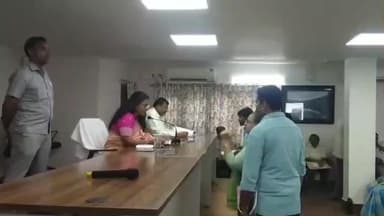 ప్రజల సమస్యల పరిష్కారానికి పిజిఆర్ఎస్ కార్యక్రమం: అనకాపల్లి జిల్లా కలెక్టర్ విజయకృష్ణన్