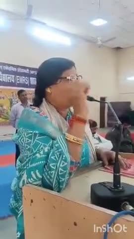 शाहपुर: विधायक गंगा उइके आदर्श आवासीय विद्यालय के कार्यक्रम में पहुँचीं, केंद्र व राज्य सरकार की योजनाओं की दी जानकारी