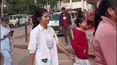 सवाई माधोपुर: सवाई माधोपुर जिला मुख्यालय पर जिला अस्पताल से विनोबा बस्ती तक विश्व एड्स दिवस पर निकाली गई जागरूकता रैली