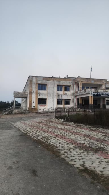 लोक सेवा केन्द्र बिलासपुर में आधार कार्ड नया बनवाये और अपडेट भी करवाये रोजाना सोमवार से शनिवार संपर्क-9575749912