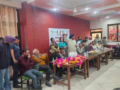 नालागढ़: नालागढ़ में कांग्रेस ब्लॉक कमेटी गठन पर हुई मीटिंग, विधायक ने की जोरदार चर्चा