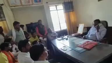 नायगाव-खैरगाव: घरकुल लाभार्थ्यांना पहिला हप्ता मिळत नसल्याने राष्ट्रवादीचे शिवराज पाटील यांनी घेतली गट विकास अधिकाऱ्यांची भेट