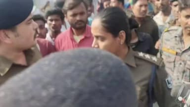 बरूराज मोतीपुर: फैक्ट्री की छत से गिरकर मजदूर की मौत, मुआवजे की मांग पर हंगामा