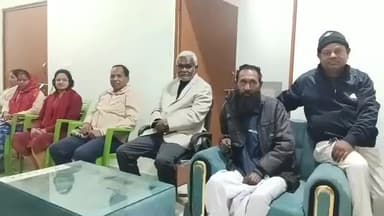 आदित्यपुर गम्हरिया: उषा मोड़ के पास संथाल सारना उमूल पहुंचे पूर्व CM चंपई सोरेन, कहा- झारखंड में करीब 15 लाख अवैध वोटर कार्ड चिन्हित
