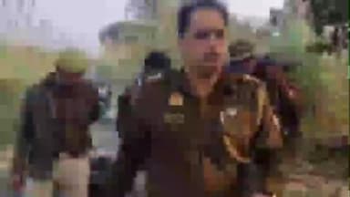 जसवंतनगर: सिरहौल नहर पुल के पास कचौरा मार्ग पर पुलिस की बदमाश से मुठभेड़, लूट का शातिर बदमाश गोली लगने से घायल