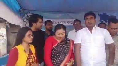 বারাসত ২: শেষ মুহূর্তে SIR - এর কাজ পরিদর্শন করতে খড়িবাড়ি বাজারে ওয়ার রুম ক্যাম্প পরিদর্শনে বিধায়ক