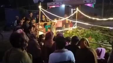 धोरैया: कदीमा के लत में नाग की आकृति देख ग्रामीणों में कौतूहल, पूजा-अर्चना शुरू