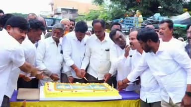 తంబళ్లపల్లె మాజీ ఎమ్మెల్యే జన్మదిన వేడుకలు ఘనంగా నిర్వహించిన తెలుగు తమ్ముళ్లు.