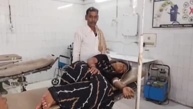 महोबा: भड़रा तिगैला के पास चार पहिया वाहन की टक्कर से बाइक सवार महिला घायल, जिला अस्पताल में उपचार जारी