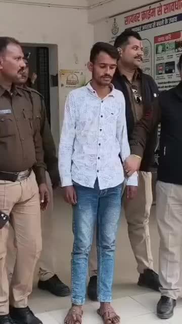 सतना में लूट-हत्या का आरोपी गिरफ्तार:ढाई माह से था फरार, 10 हजार का इनाम था घोषित, कोर्ट ने जेल भेजा
#satna #सतना