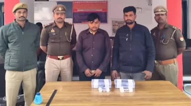 महोबा: महोबा पुलिस ने चोरी की वारदात का सफल खुलासा करते हुए दो शातिर अभियुक्तों को अवैध असलहे और चोरी के माल के साथ गिरफ्तार किया
