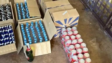 सैलाना: थाना शिवगढ़ पुलिस की कार्रवाई, किराने की दुकान से 72.6 लीटर अवैध शराब ज़ब्त, आरोपी गिरफ्तार