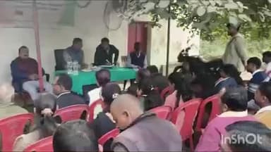 बालूमाथ: प्रमंडलीय डाक अधीक्षक ने बालूमाथ में शाखा डाकपाल के साथ बैठक कर पीएलआई पर आवश्यक दिशा निर्देश दिए