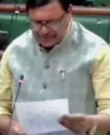 विभूतिपुर: विभूतिपुर विधायक कामरेड अजय कुमार ने लगातार दूसरी बार विधानसभा की सदस्यता ली, लोगों ने दी बधाई