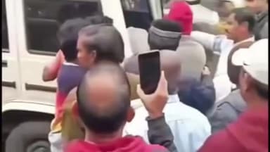 गोलमुरी-सह-जुगसलाई: मानगो में सिंगल यूज प्लास्टिक पर कार्रवाई के विरोध में दुकानदारों का हंगामा, निगम टीम खाली हाथ लौटी