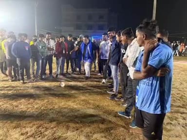 ভাঙড় ২: গঙ্গাপুর বন্ধু মহল সংঘের পরিচালনায় আট দলীয় মিনি ফুটবল টুর্নামেন্ট আয়োজনে INTTUC সভাপতি