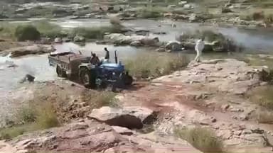 जतारा: अवैध रेत उत्खनन का वीडियो वायरल होने पर जतारा रेजर की कार्रवाई, ट्रैक्टर ज़ब्त