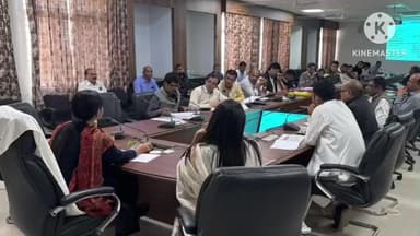 आगर: आगर कलेक्ट्रेट में जिला जल एवं स्वच्छता मिशन की बैठक आयोजित, जल जीवन मिशन में तेज़ी लाने के निर्देश