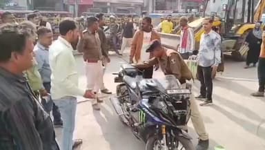 सिवान: सिवान में यातायात विभाग द्वारा विशेष अभियान चलाकर चालान काटे गए