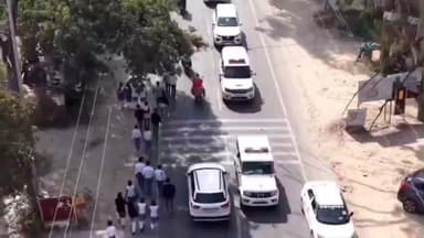 शिकोहाबाद: कैबिनेट मंत्री जयवीर सिंह ने सिरसागंज आवास पर विज्ञान प्रदर्शनी के पम्पलेट का विमोचन किया, 8 दिसंबर को होगी प्रदर्शनी