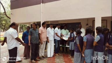 மேட்டுப்பாளையம்: வெளியங்காடு அரசு பள்ளி 12ஆம் வகுப்பு மாணவர்களுக்கு மாதிரி வினாத்தாள் வழங்கப்பட்டது