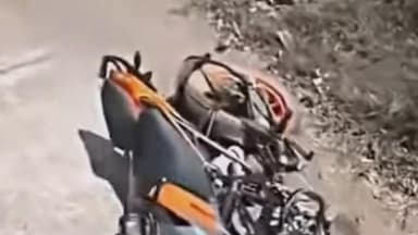 মন্দিরবাজার: গাববেরিয়া এলাকায় দুটি বাইকের মুখোমুখি সংঘর্ষে আহত এক বাইক আরোহী