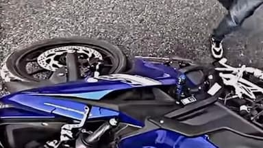 মন্দিরবাজার: বৈদ্যপুর এলাকায় একটি বাইক নিয়ন্ত্রণ হারিয়ে রাস্তার পাশে দাঁড়িয়ে থাকা অটোর পিছনে ধাক্কা মেরে আহত বাইক চালক